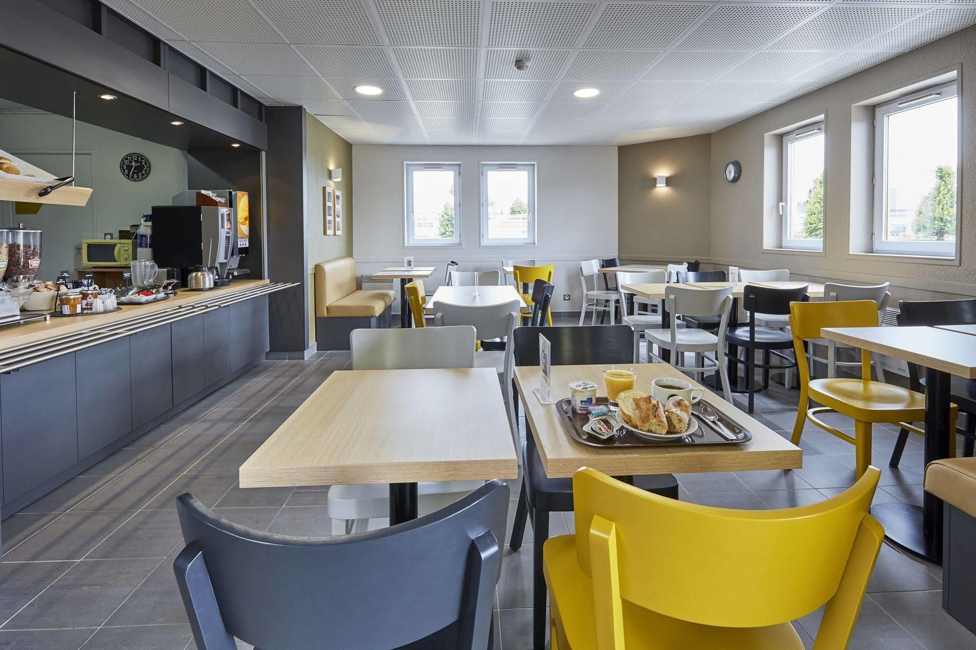 B&B Hotel Caen Memorial Saint-Contest Экстерьер фото